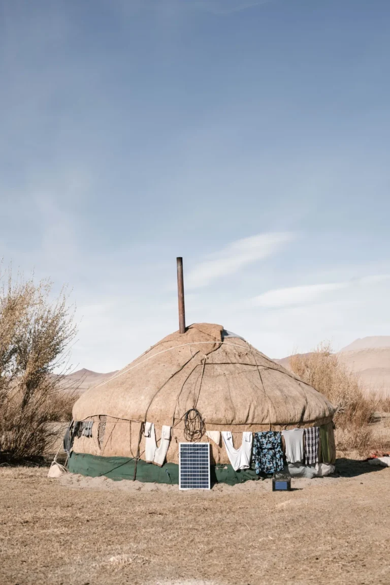 Off-grid solar setup illustrating a Bluetti vs EcoFlow solar generator comparison